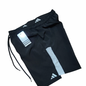 Bermuda Adidas Preta